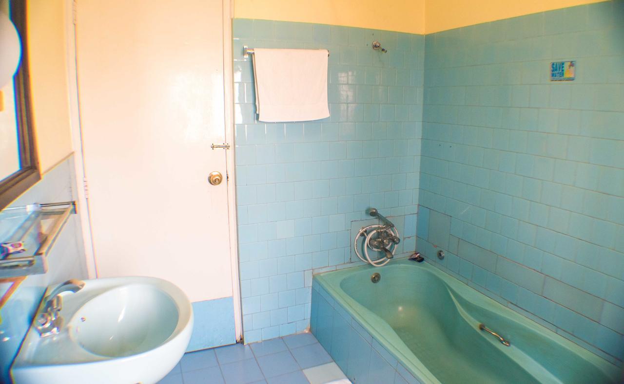 Hotel Meera Pokhara Dış mekan fotoğraf